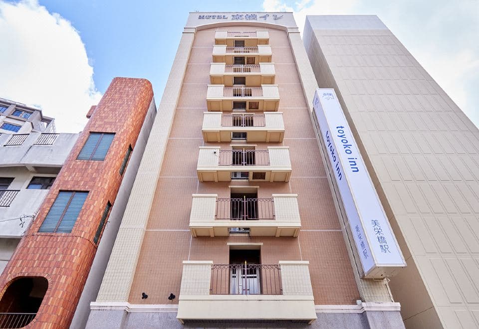 Toyoko Inn Okinawa Naha Kokusai-dori Miebashi-eki