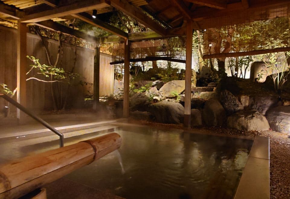 Kasuga Hotel